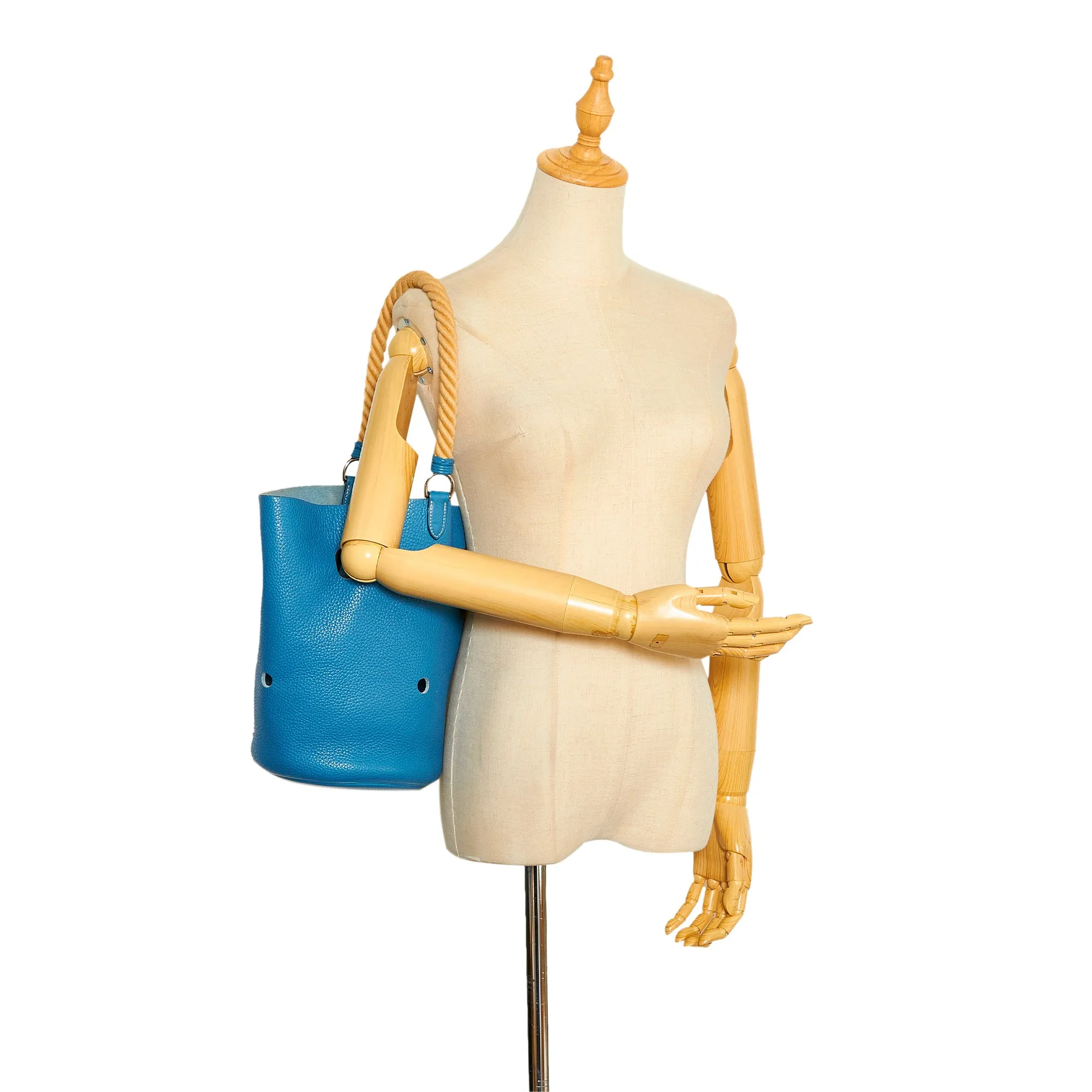 Blue Hermès Clemence Mangeoire Bucket PM